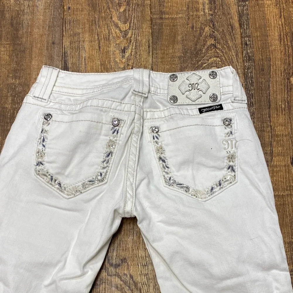 Miss Me‎ size 25 white capris Jeans with embroidery embellished pockets stretch - Picture 6 of 14